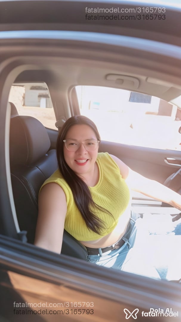 Acompanhante mulher com cabelo castanho de olhos castanhos em Piracanjuba Acompanhante mulher com cabelo castanho de olhos castanhos em Piracanjuba - Karininha