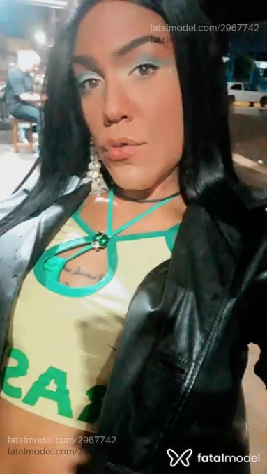 Acompanhante mulher trans morena (o) de olhos mel em Presidente Prudente Acompanhante mulher trans morena (o) de olhos mel em Presidente Prudente - Anitta