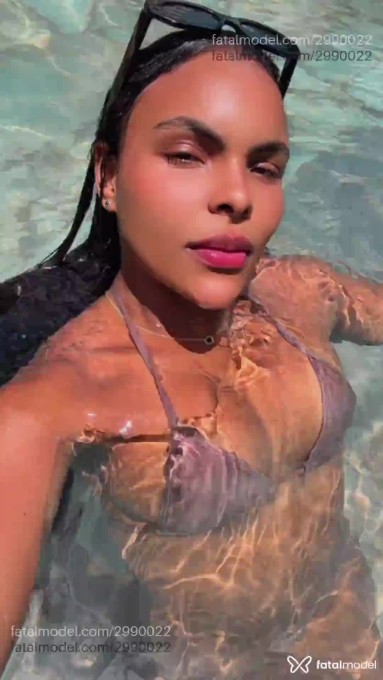 Acompanhante mulher morena (o) de olhos castanhos em Goiânia - Luna Fonseca