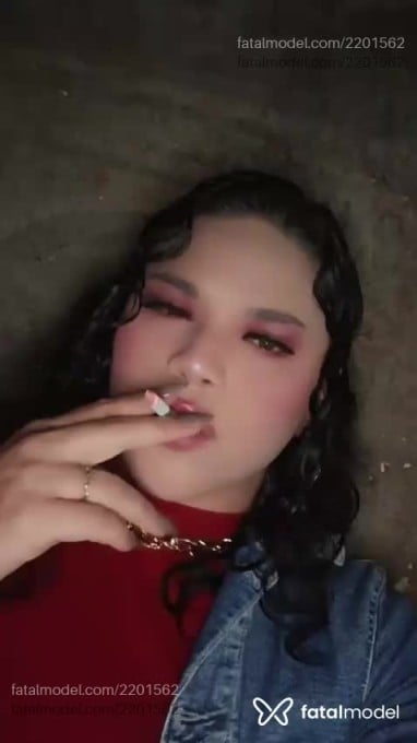 Acompanhante mulher trans com cabelo castanho de olhos castanhos em Araraquara Acompanhante mulher trans com cabelo castanho de olhos castanhos em Araraquara - Hellena