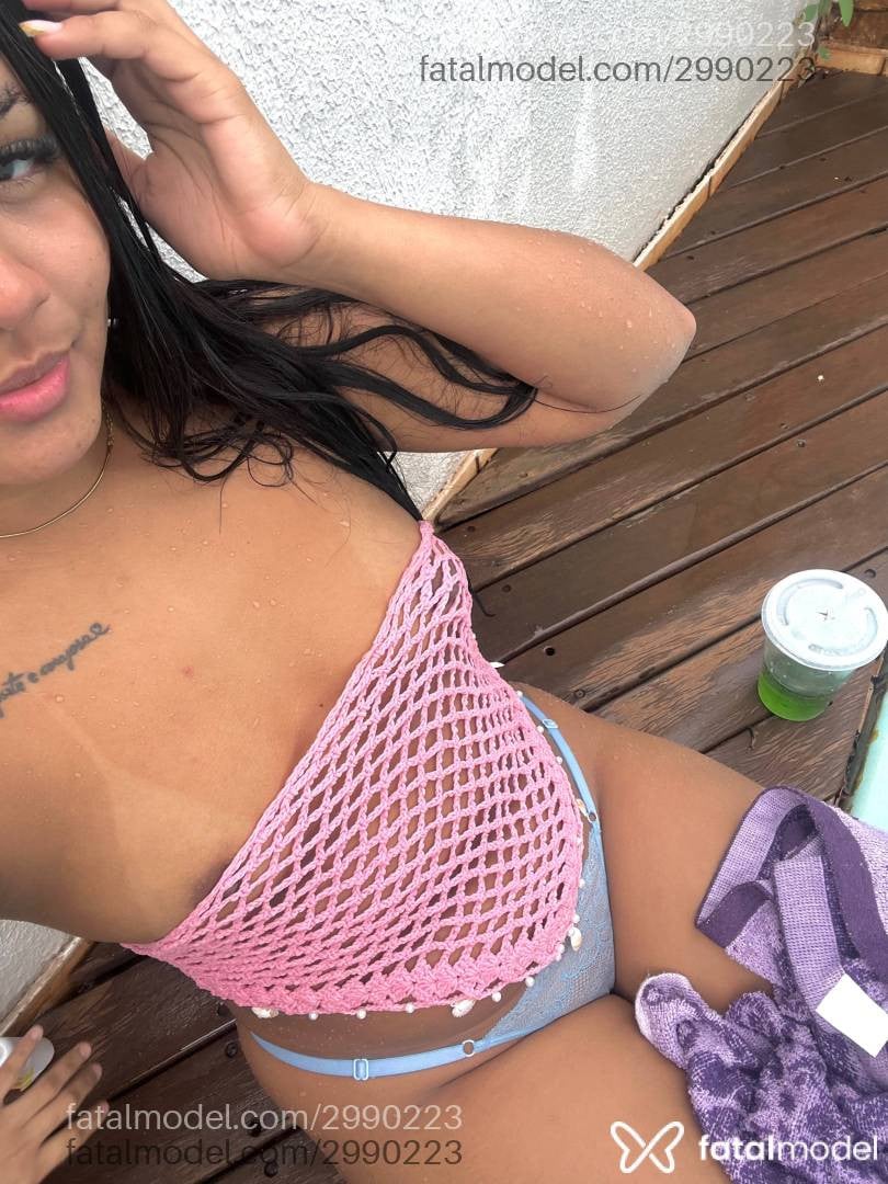 Acompanhante mulher morena (o) de olhos castanhos - Indianara
