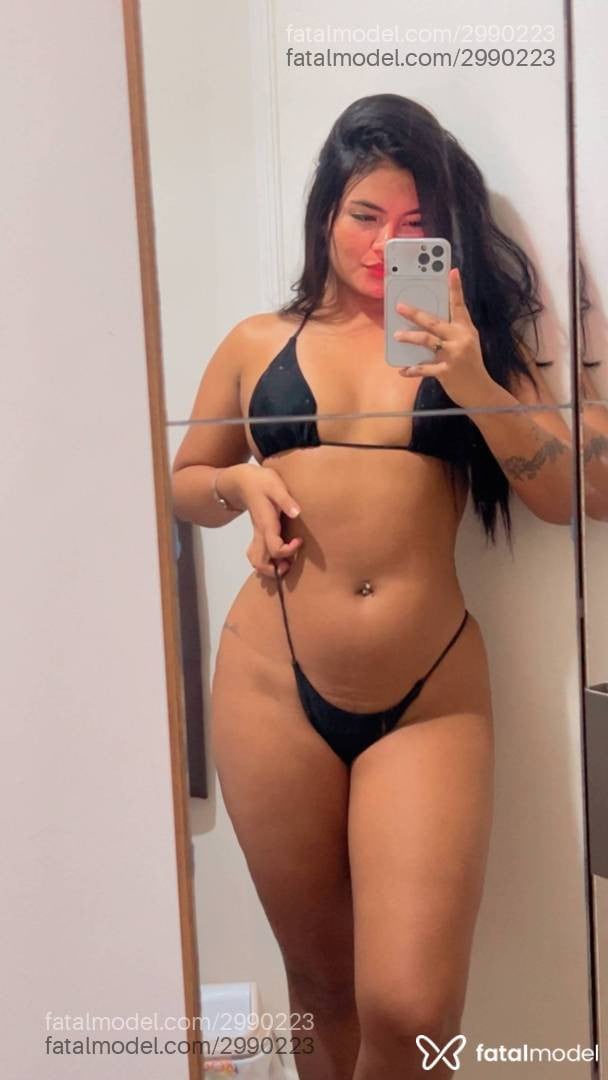 Acompanhante mulher morena (o) de olhos castanhos - Indianara