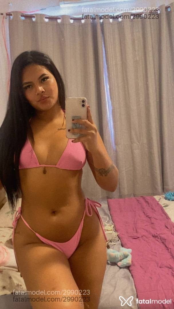 Acompanhante mulher morena (o) de olhos castanhos - Indianara