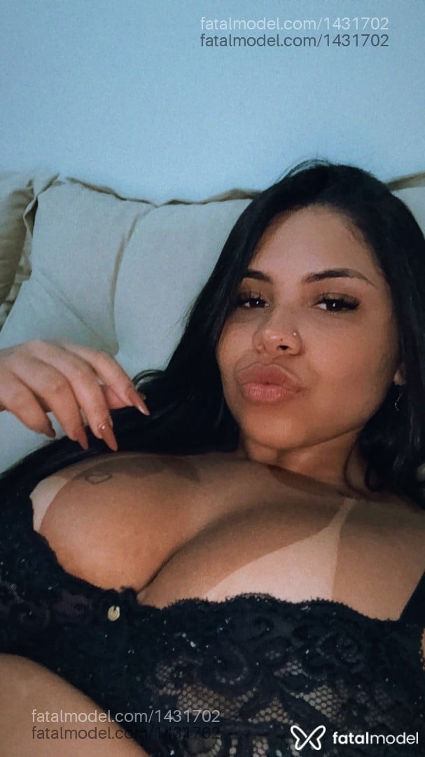Acompanhante mulher morena (o) de olhos mel em Caratinga - Clara
