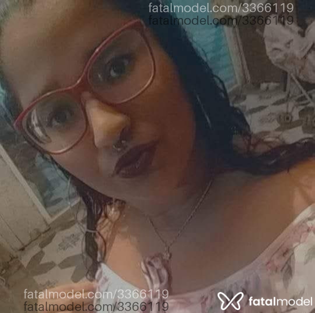 Acompanhante mulher morena (o) de olhos pretos em Virtual - Santinaaa