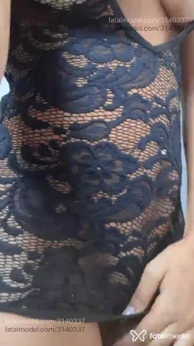 Acompanhante mulher morena (o) de olhos castanhos - Saphira