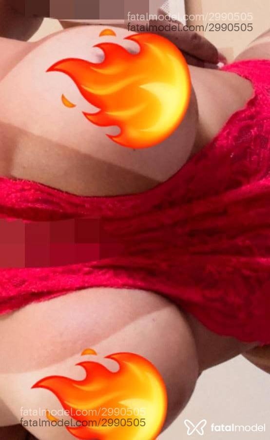 Acompanhante mulher com cabelo castanho de olhos pretos em Guaratinguetá Acompanhante mulher com cabelo castanho de olhos pretos em Guaratinguetá - Nicoly
