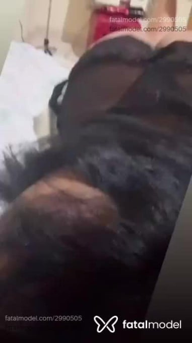 Acompanhante mulher com cabelo castanho de olhos pretos em Guaratinguetá Acompanhante mulher com cabelo castanho de olhos pretos em Guaratinguetá - Nicoly