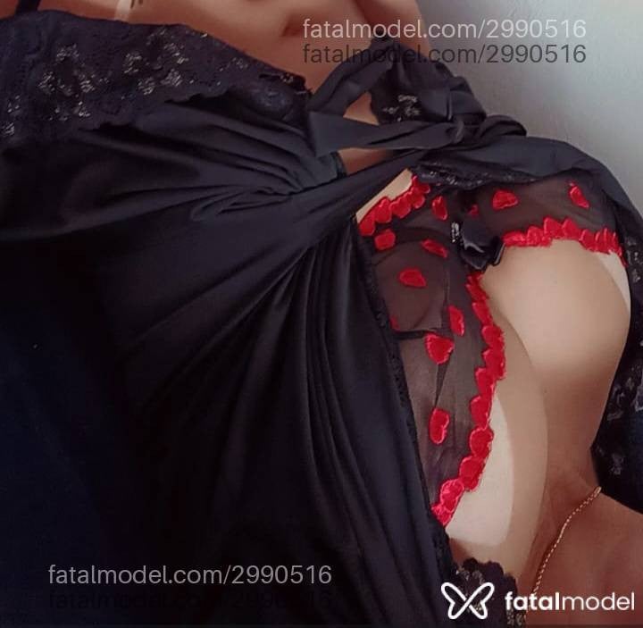 Acompanhante mulher com cabelo castanho de olhos castanhos - Julia