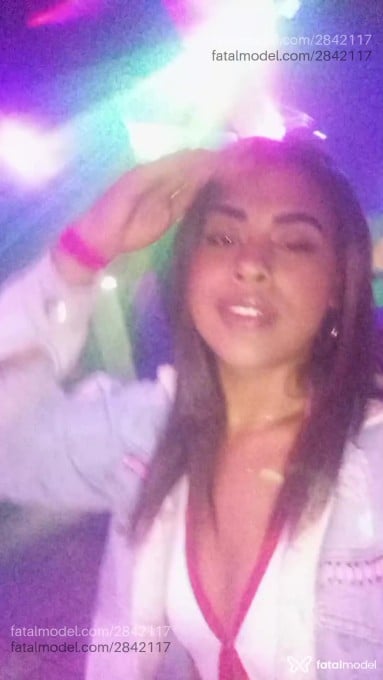 Acompanhante mulher morena (o) de olhos castanhos em Santana de Parnaíba Acompanhante mulher morena (o) de olhos castanhos em Santana de Parnaíba - Eduarda meneses