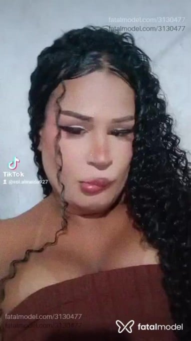 Acompanhante mulher trans morena (o) de olhos castanhos em São Luís Acompanhante mulher trans morena (o) de olhos castanhos em São Luís - Solzinha Almeida