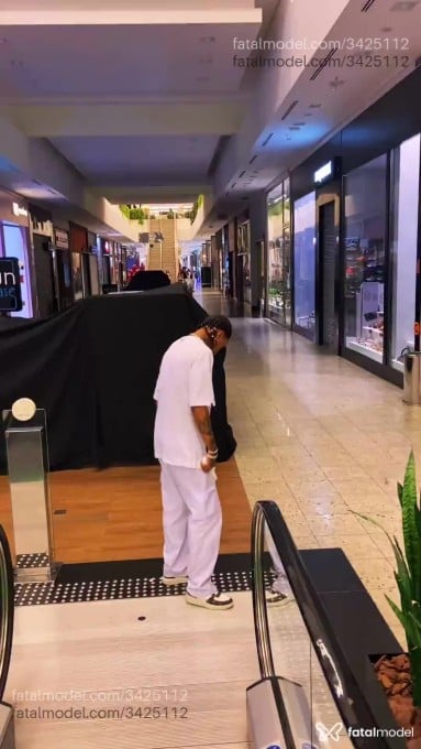 Acompanhante homem com cabelo castanho de olhos mel em Balneário Camboriú - Theo Hernandez