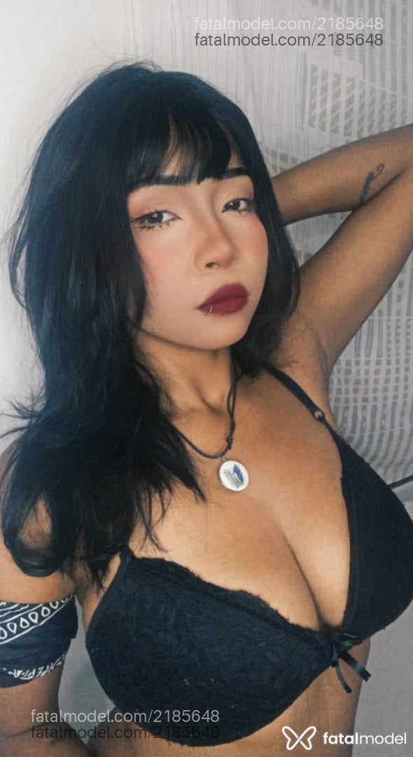 Acompanhante mulher morena (o) de olhos castanhos - Naruna Araúna