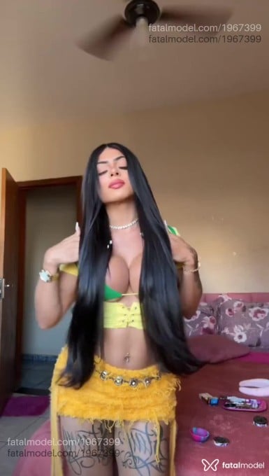 Acompanhante mulher trans com cabelo castanho de olhos castanhos em Contagem Acompanhante mulher trans com cabelo castanho de olhos castanhos em Contagem - Ana Jenny