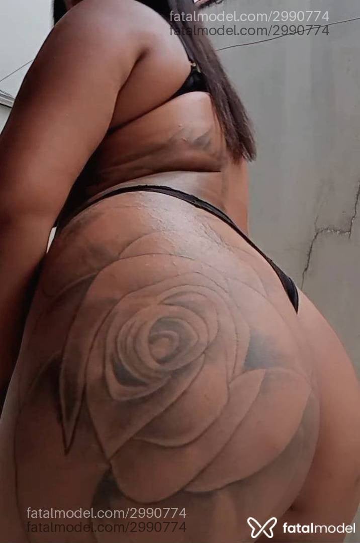 Acompanhante mulher com cabelo castanho de olhos mel em Catalão - Rafaelly Souza