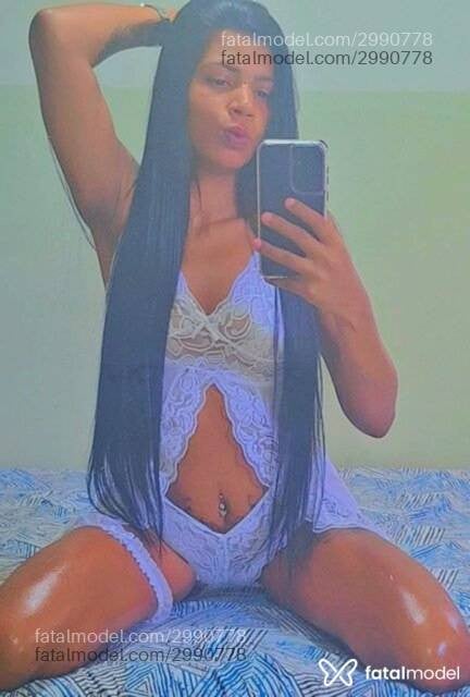 Acompanhante mulher morena (o) de olhos pretos - Dandara Couto