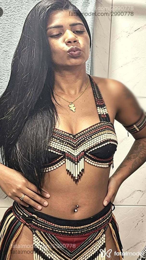 Acompanhante mulher morena (o) de olhos pretos em João Monlevade - Dandara Couto
