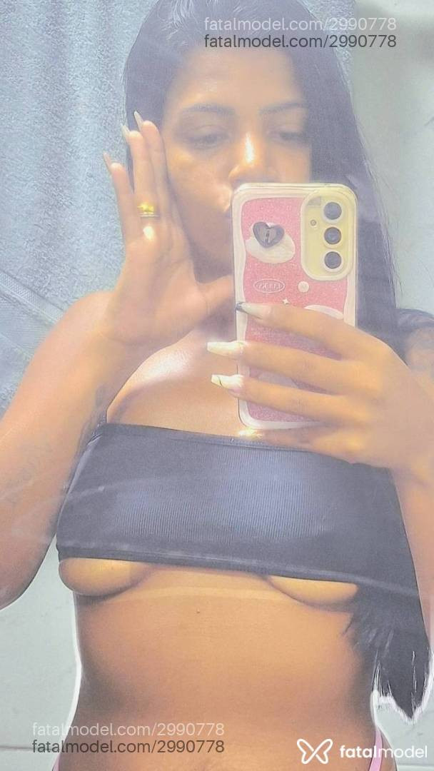 Acompanhante mulher morena (o) de olhos pretos - Dandara Couto