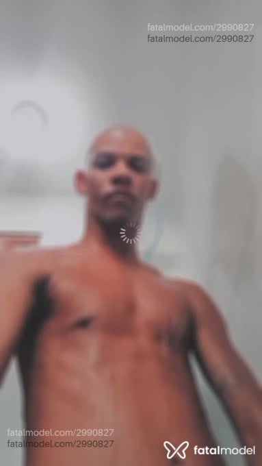 Acompanhante homem morena (o) de olhos castanhos em Rio de Janeiro Acompanhante homem morena (o) de olhos castanhos em Rio de Janeiro - Luz