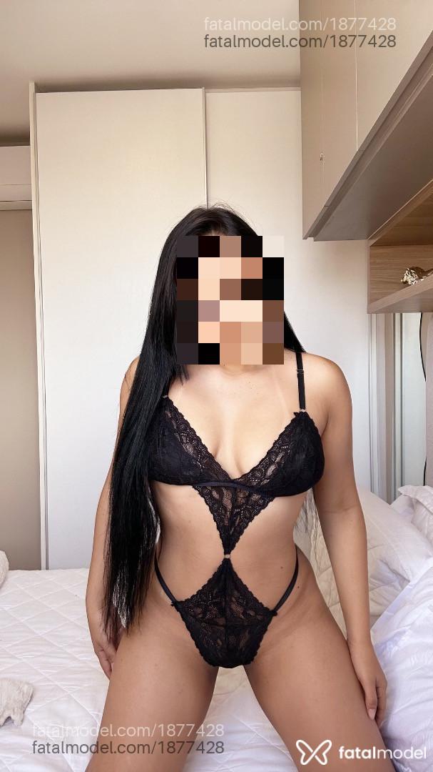 Acompanhante mulher morena (o) de olhos castanhos - Luna Viip Acompanhante mulher morena (o) de olhos castanhos - Luna Viip