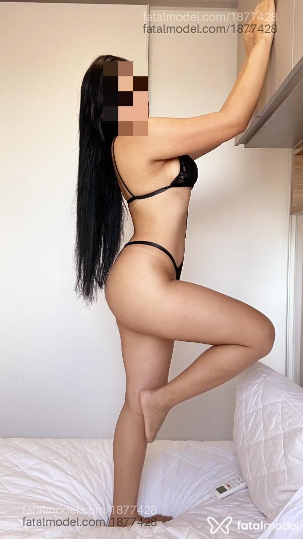 Acompanhante mulher morena (o) de olhos castanhos - Luna Viip Acompanhante mulher morena (o) de olhos castanhos - Luna Viip