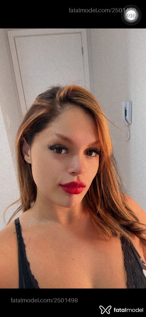 Acompanhante mulher morena (o) de olhos castanhos - Ayla Acompanhante mulher morena (o) de olhos castanhos - Ayla