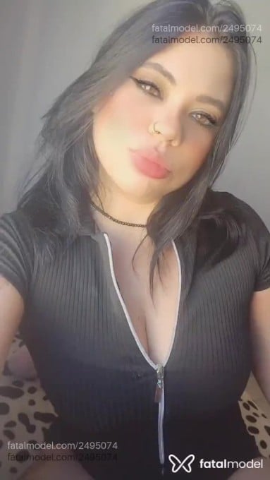 Acompanhante mulher morena (o) de olhos mel - Gabizinha Acompanhante mulher morena (o) de olhos mel - Gabizinha
