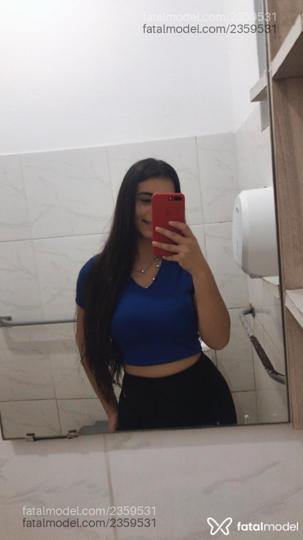 Acompanhante mulher morena (o) de olhos castanhos - Aninhae Acompanhante mulher morena (o) de olhos castanhos - Aninhae
