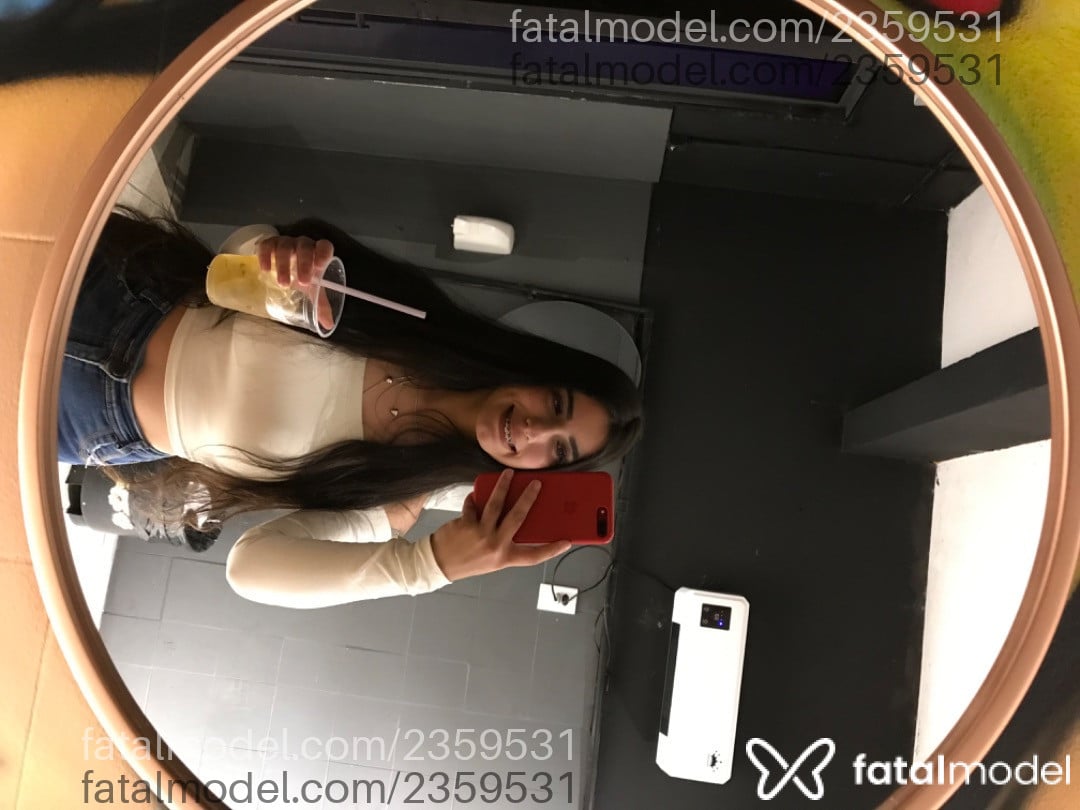 Acompanhante mulher morena (o) de olhos castanhos em Canoas - Aninhae