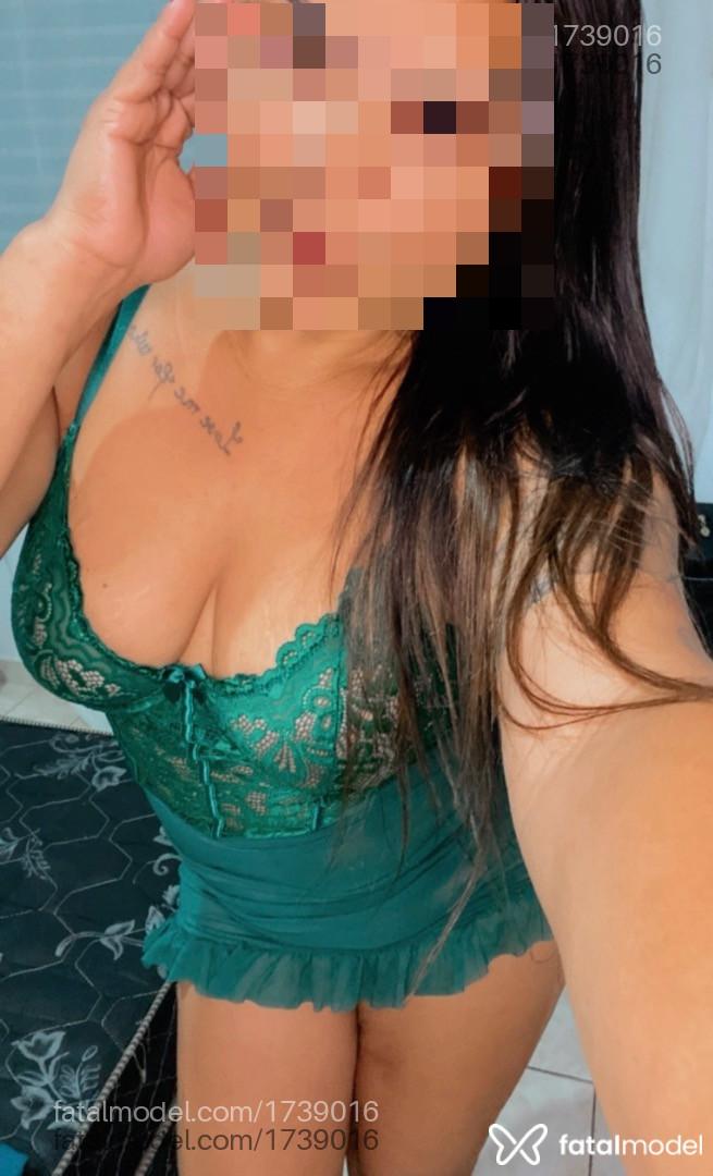 Acompanhante mulher morena (o) de olhos mel em São Paulo Acompanhante mulher morena (o) de olhos mel em São Paulo - Marcela