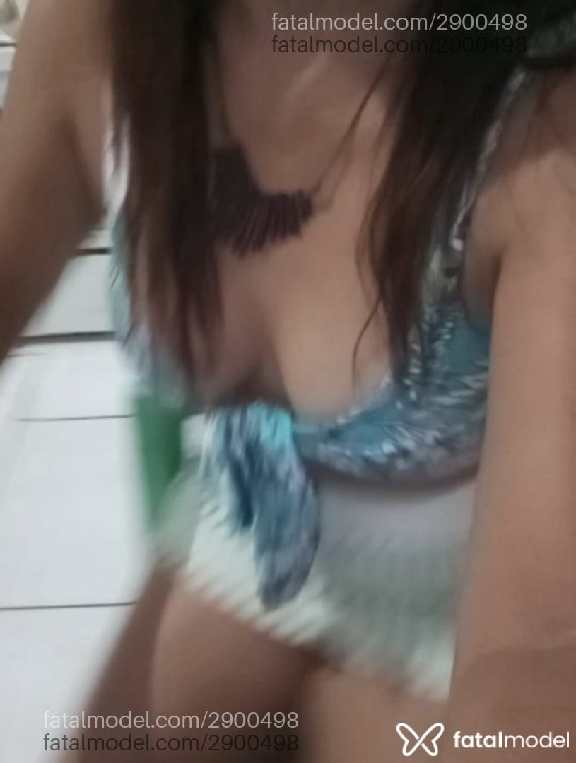 Acompanhante mulher com cabelo castanho de olhos castanhos - Sol