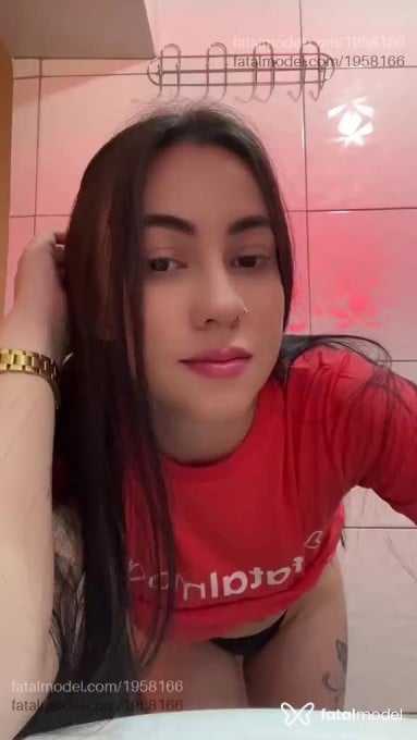 Acompanhante mulher com cabelo castanho de olhos castanhos em São Paulo Acompanhante mulher com cabelo castanho de olhos castanhos em São Paulo - Eloah Zanini