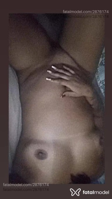 Acompanhante mulher morena (o) de olhos pretos em Iguatu Acompanhante mulher morena (o) de olhos pretos em Iguatu - Suiany
