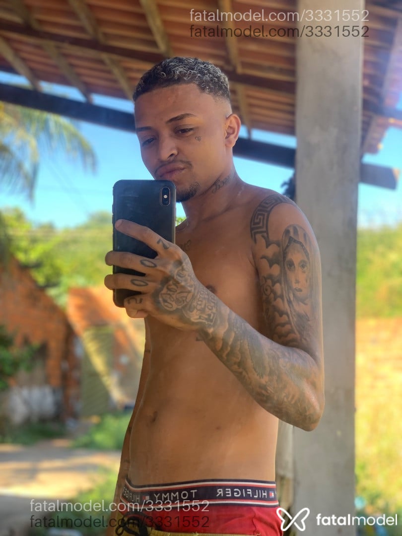Acompanhante homem morena (o) de olhos pretos em Juazeiro do Norte - Vitor Junior