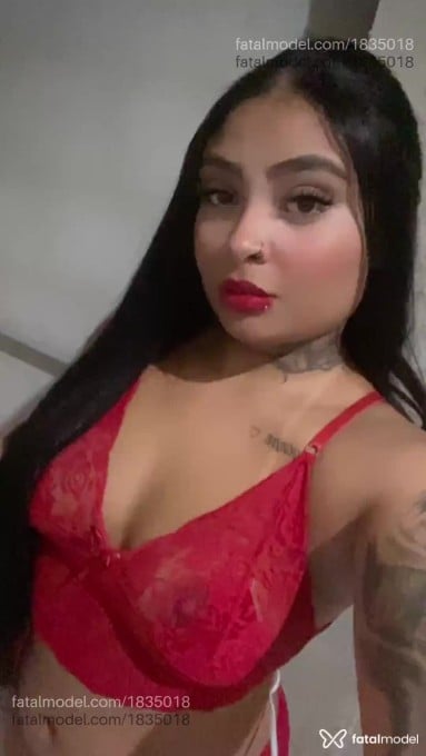 Acompanhante mulher com cabelo castanho de olhos castanhos em Congonhas - Milena