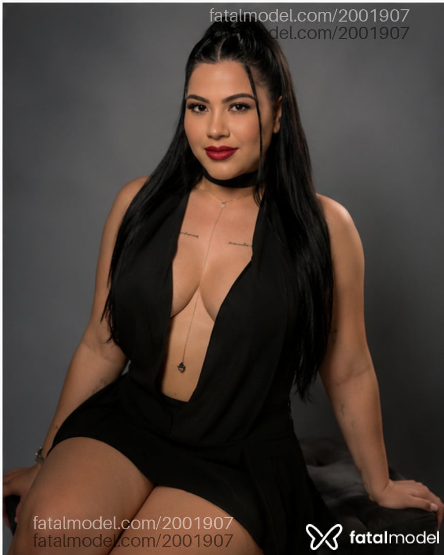 Acompanhante mulher morena (o) de olhos pretos em Goiânia - Bella
