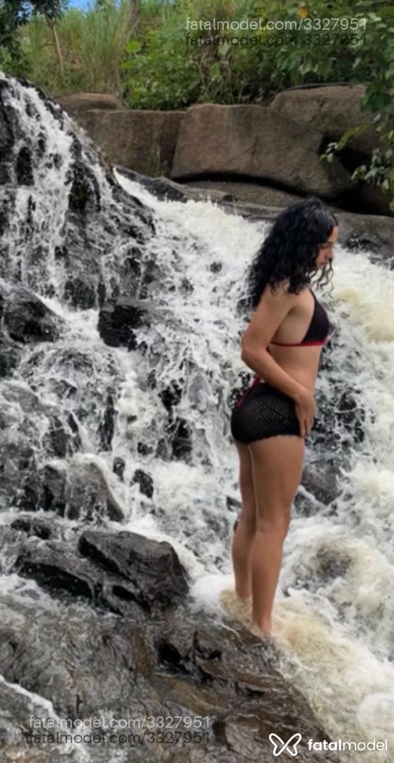 Acompanhante mulher trans morena (o) de olhos castanhos em Vilhena - Yasmin
