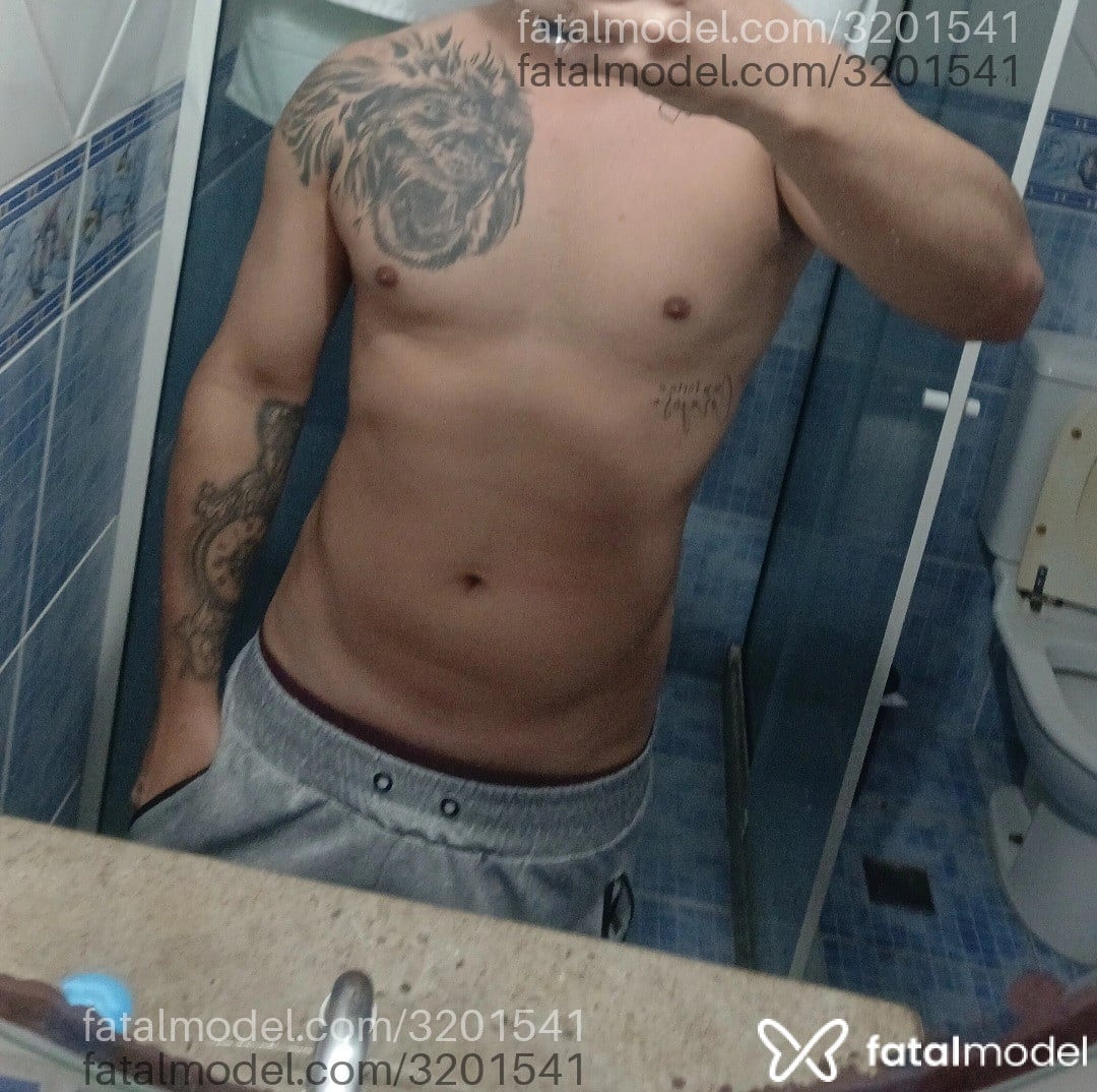 Acompanhante homem com cabelo castanho de olhos castanhos em Aperibé - Joab Silva