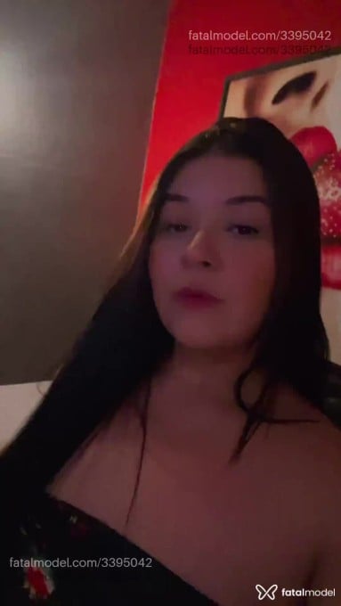 Acompanhante mulher morena (o) de olhos castanhos - Isadora