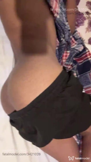 Acompanhante homem morena (o) de olhos pretos em Vitória da Conquista - Paradiseboy