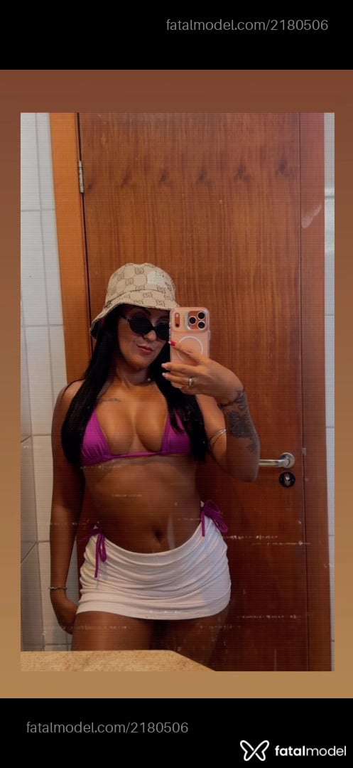 Acompanhante mulher morena (o) de olhos pretos - Morenacarioca