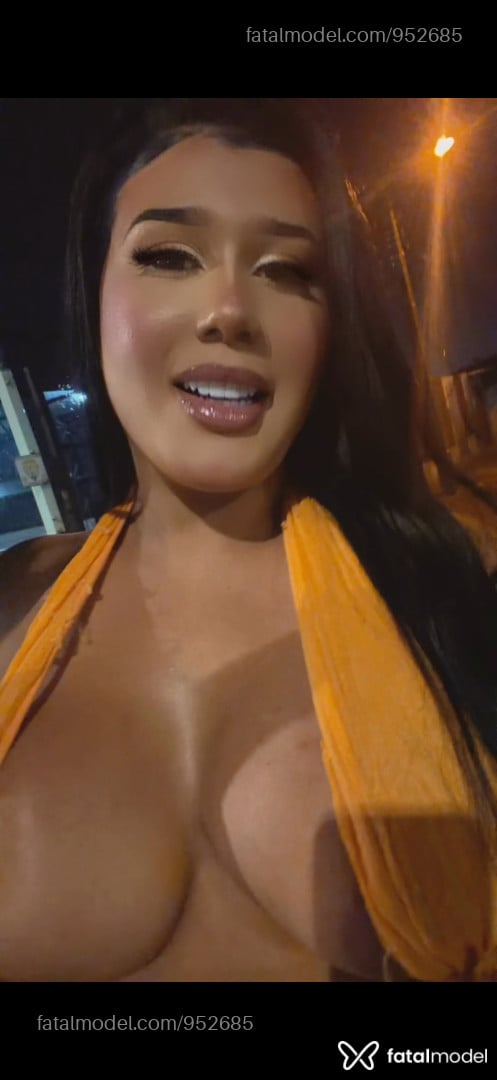Acompanhante mulher trans morena (o) de olhos mel em Criciúma - Sophia Freitas