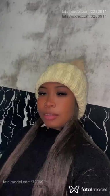 Acompanhante mulher morena (o) de olhos mel - Aline