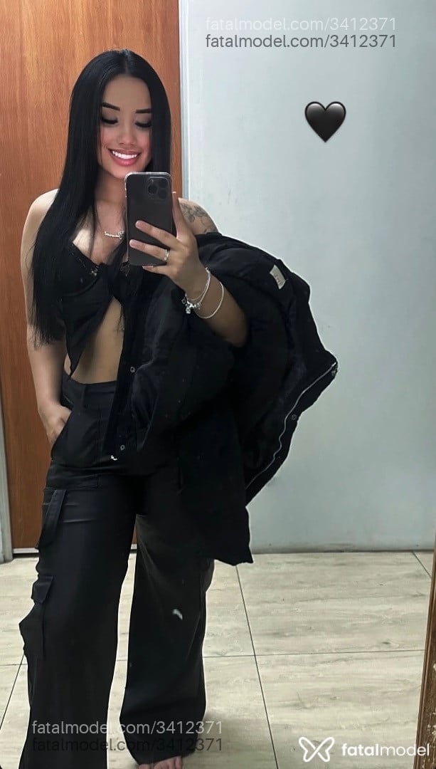 Acompanhante mulher morena (o) de olhos castanhos em Belo Horizonte - Isadora