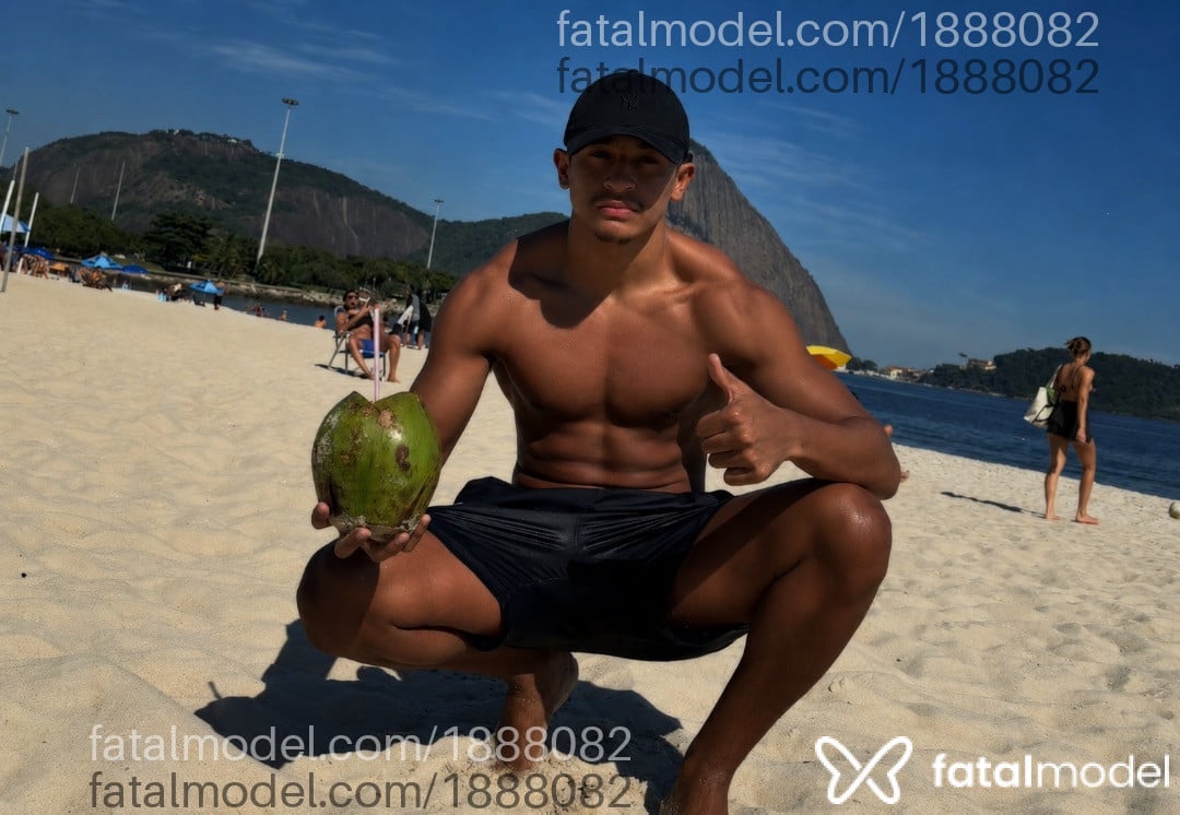 Acompanhante homem morena (o) de olhos pretos em Rio de Janeiro - Bernardo