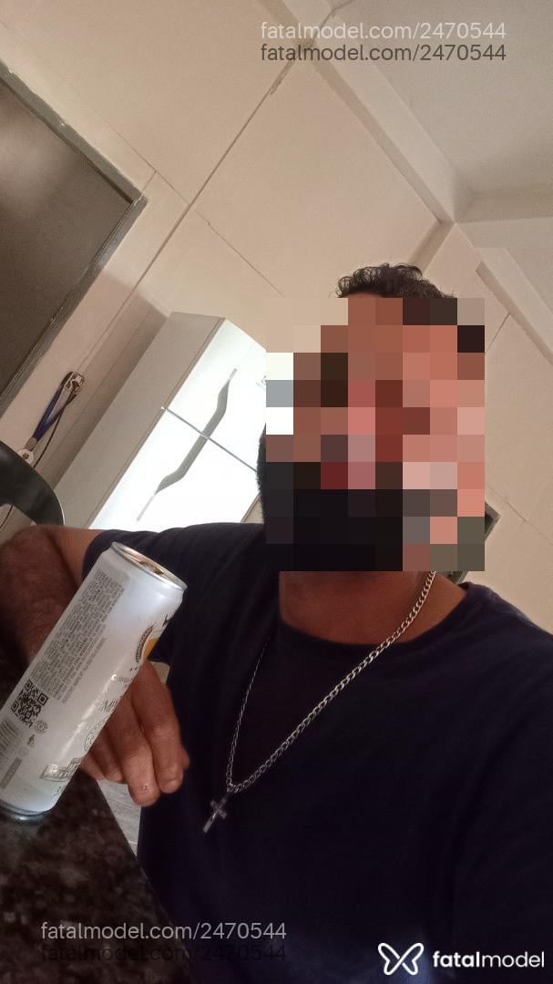 Acompanhante homem com cabelo castanho de olhos castanhos em Maringá - Madruga