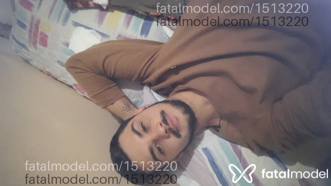 Acompanhante homem morena (o) de olhos castanhos em Taquara - Andri