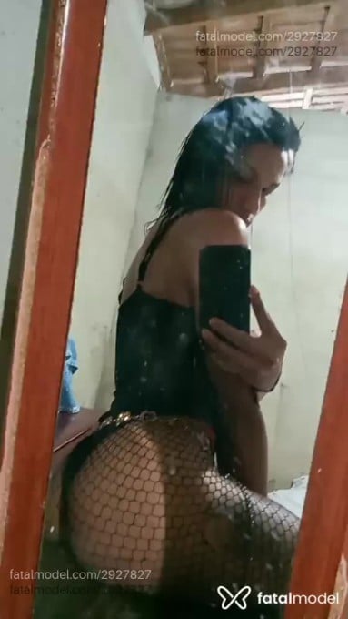 Acompanhante mulher trans morena (o) de olhos castanhos em Sanclerlândia Acompanhante mulher trans morena (o) de olhos castanhos em Sanclerlândia - Luluzynha