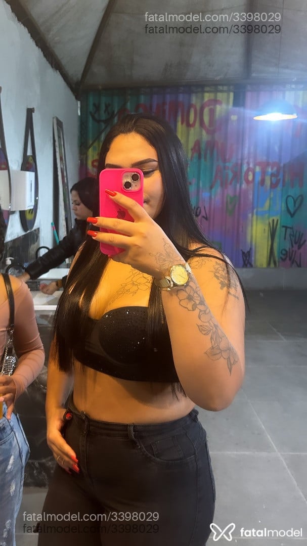 Acompanhante mulher morena (o) de olhos pretos em Porto Alegre - Joice