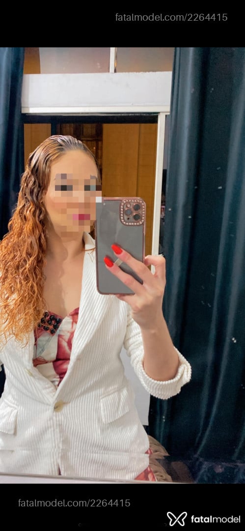 Acompanhante mulher loira (o) de olhos verdes em Vila Velha - Angel